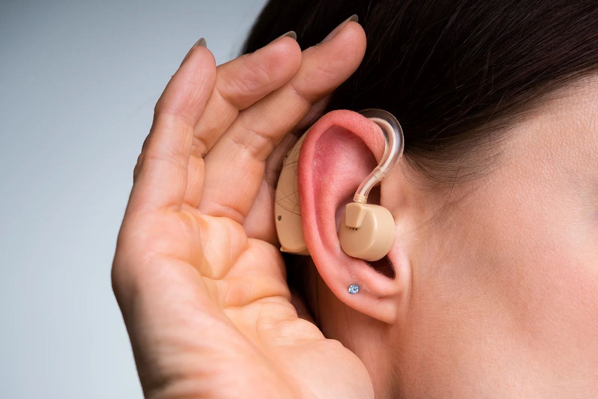 Comparing Starkey And Lexie Hearing Aids: Which One Is Best For You?