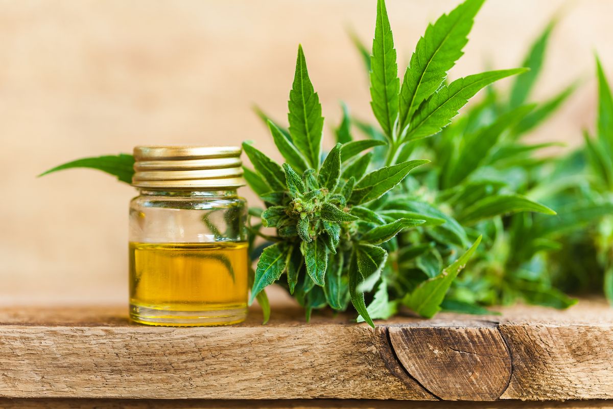 9 Best CBD Oil for Managing Anxiety in 2023