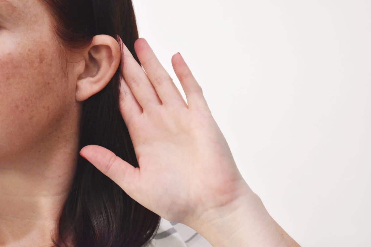 How Hearing Aids Can Help Manage Tinnitus Symptoms
